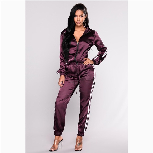 fashion nova jogging suits